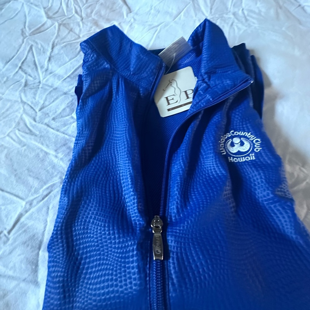 Zip-Up Golf Vest by EP.. brand new w/pockets ,cute with a little pleat flair